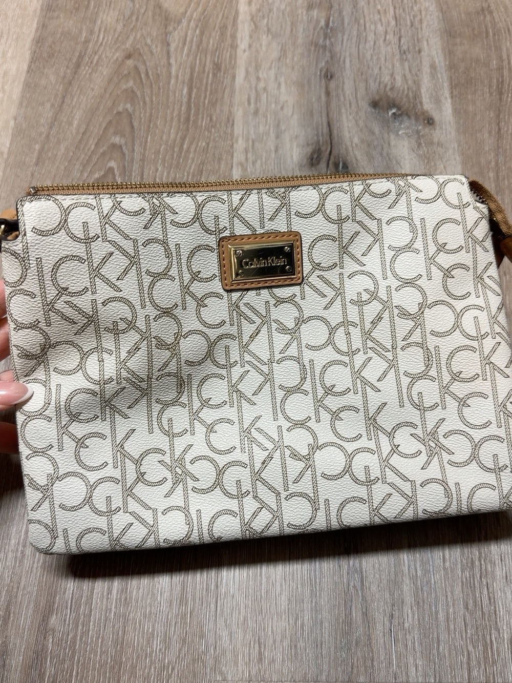 Calvin Klein CK Monogram Crossbody Bag Ivory Tan Gold CHFC5947